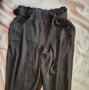 So. Brand pants, tie pants